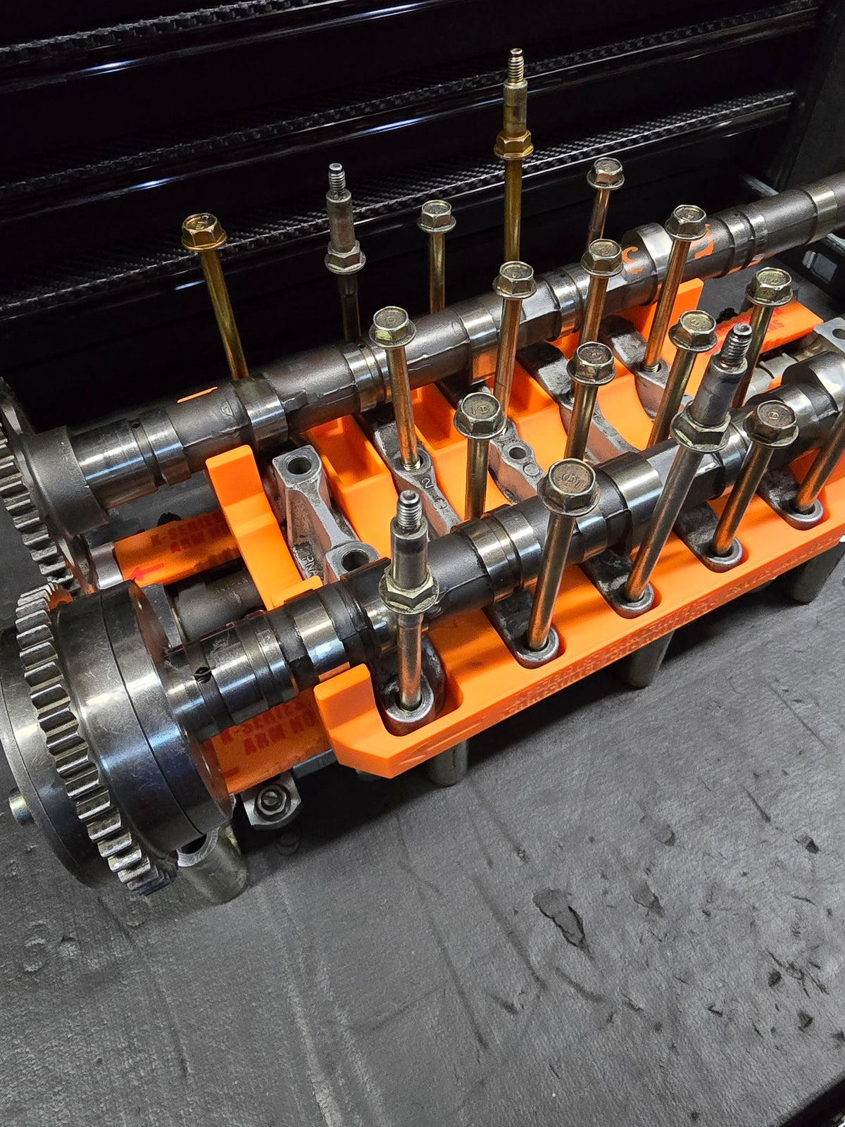 K-Series Camshaft & Camshaft Cap Holder