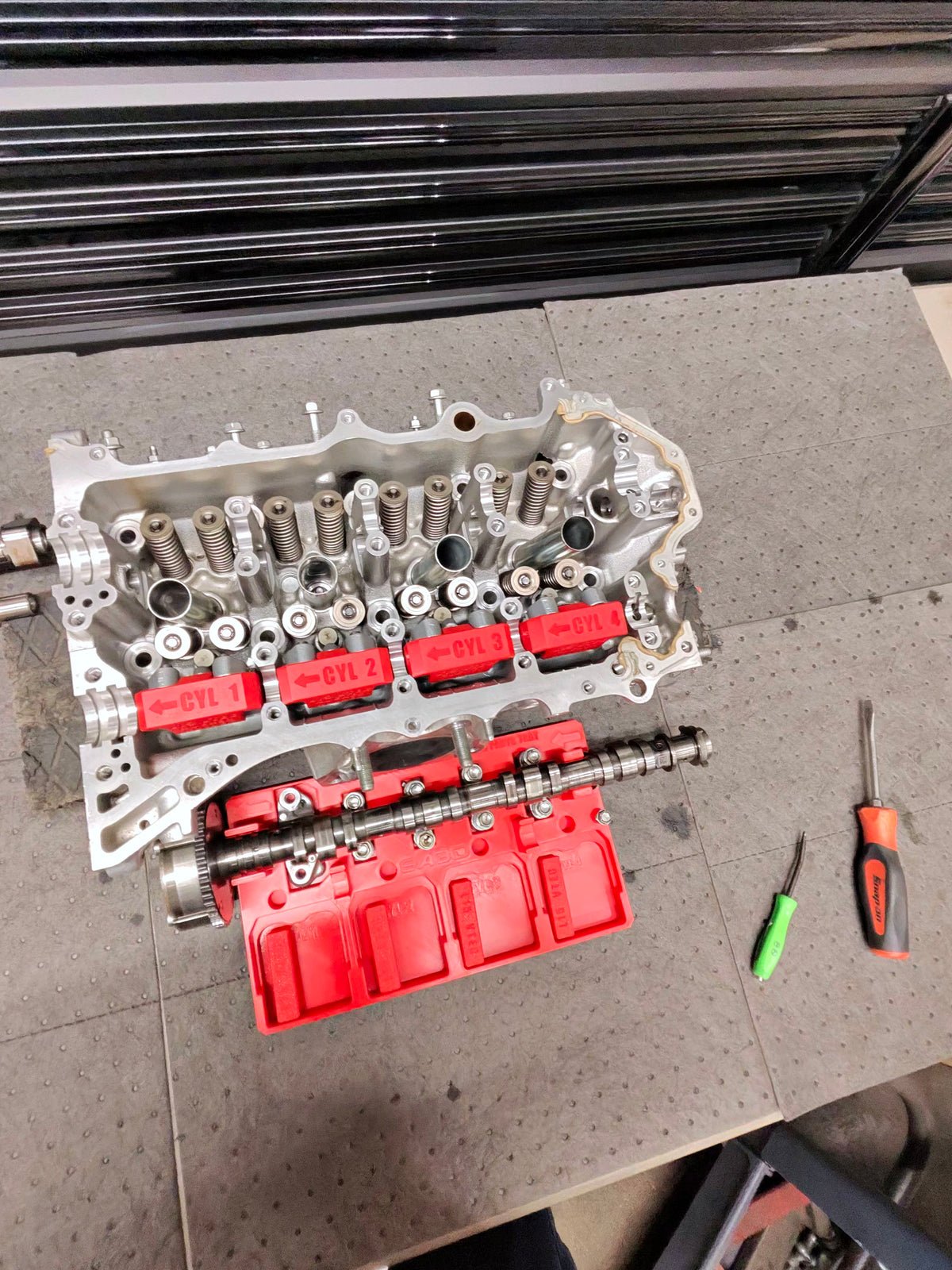 1.5T Cylinder Head Disassembly Trays & Rocker Arm Holders