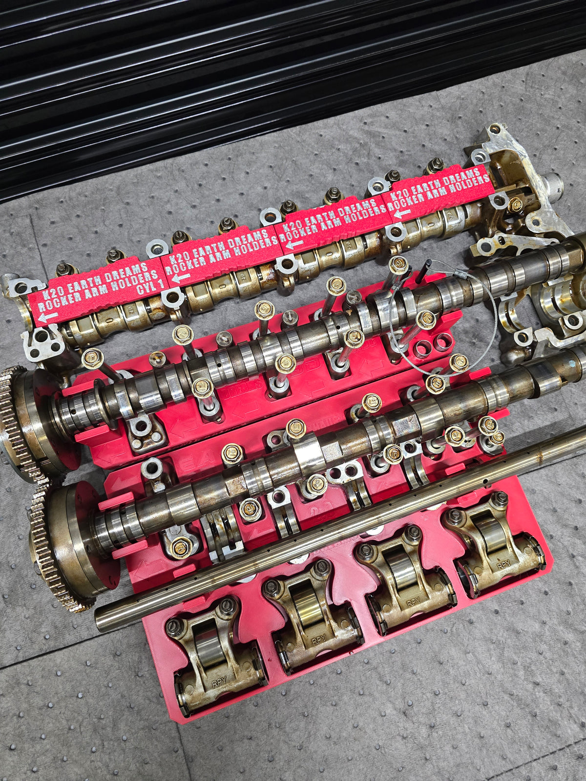 2.0 Earth Dreams Cylinder Head Disassembly Trays & Rocker Arm Holders
