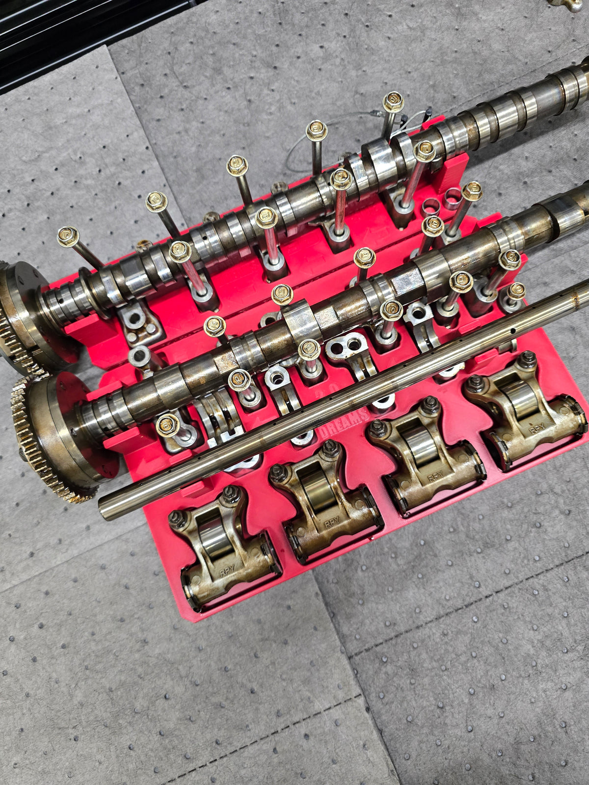 2.0 Earth Dreams Cylinder Head Disassembly Trays & Rocker Arm Holders