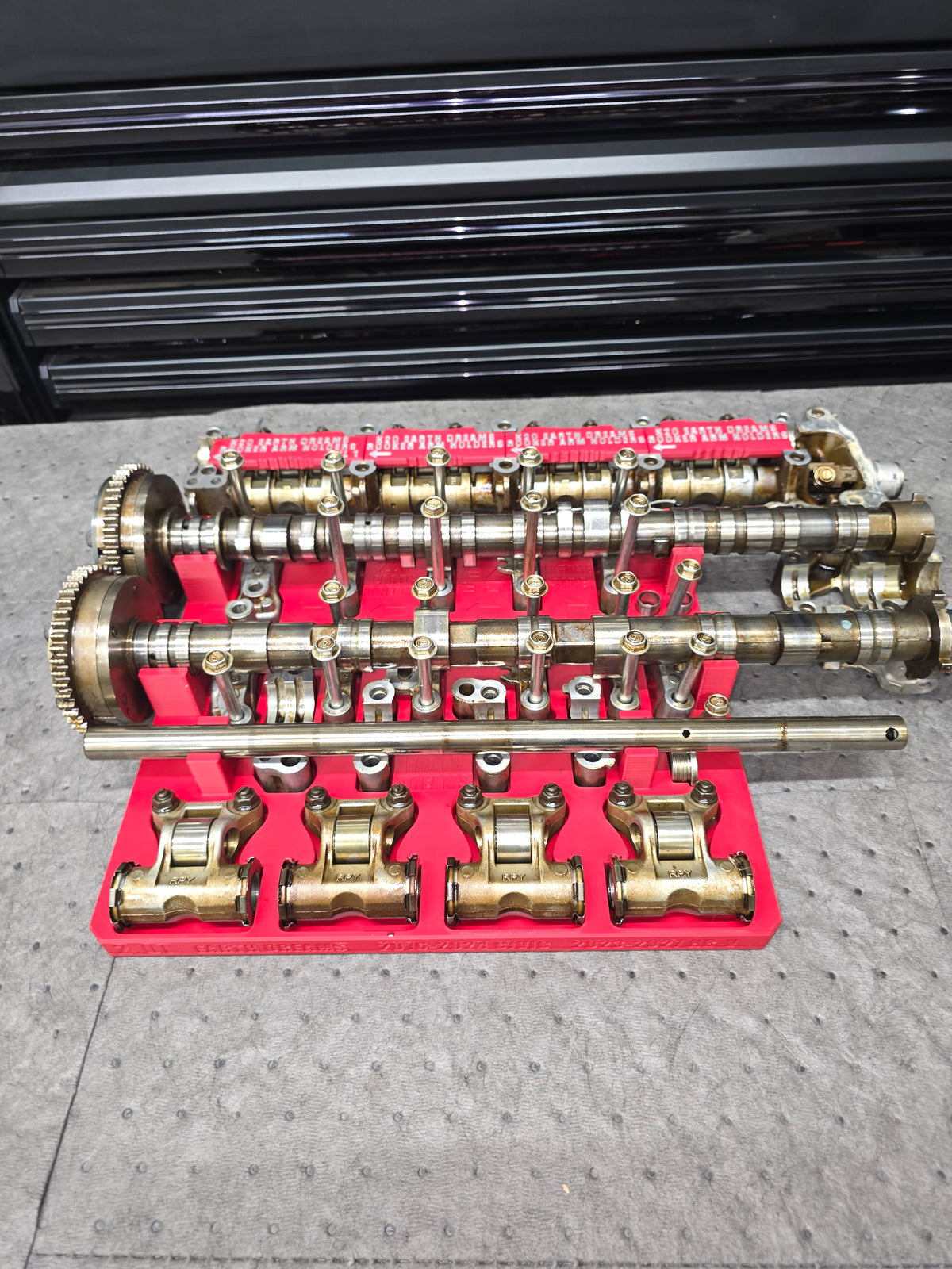 2.0 Earth Dreams Cylinder Head Disassembly Trays & Rocker Arm Holders