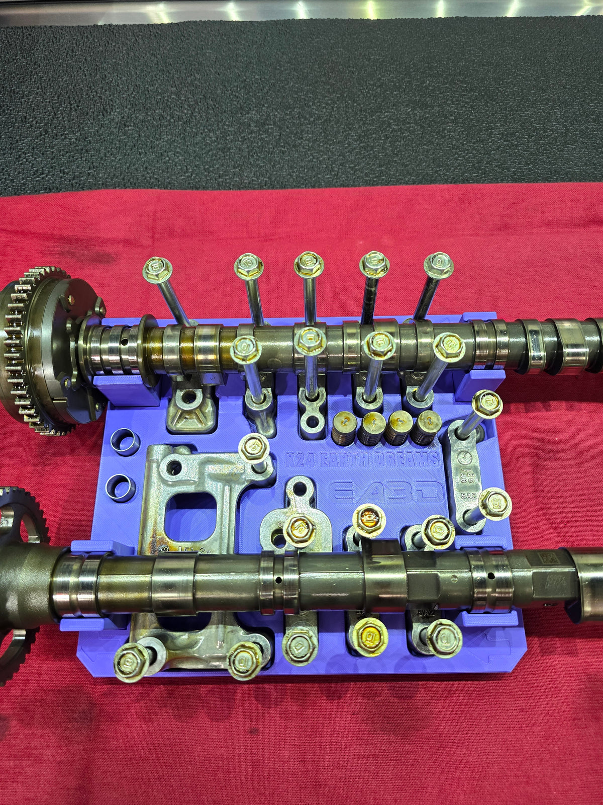 2.4 Earth Dreams Cylinder Head Disassembly Trays & Rocker Arm Holders